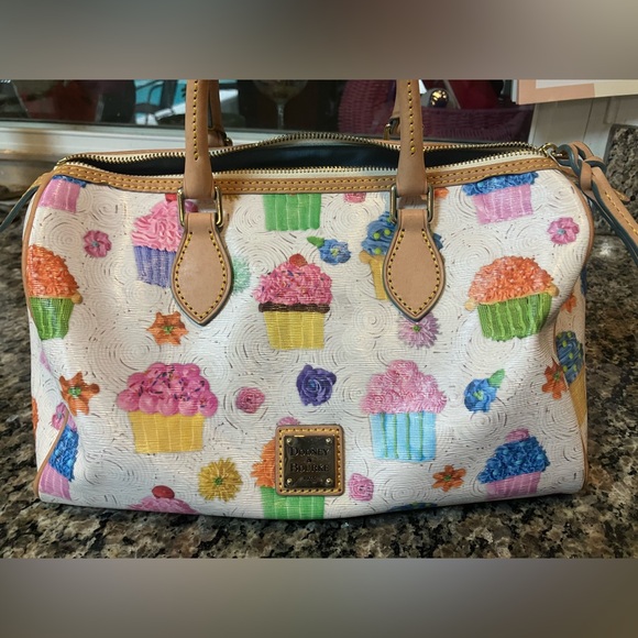Dooney and Bourke classic satchel cupcake print - Picture 1 of 7